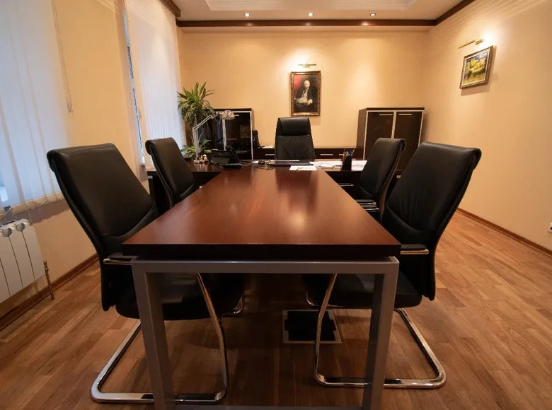 Office 1 287 m² in Moscow, Russia