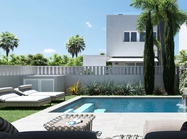 Villa de tres dormitorios 168 m² Pilar de la Horadada, Španjolska