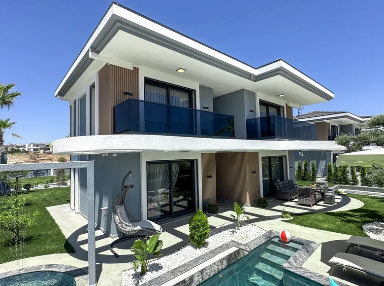 4 bedroom Mansion 5 000 m² Didim, Turkey