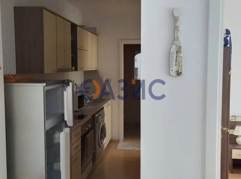 Mieszkanie 3 pokoi 69 m² Nesebyr, Bułgaria