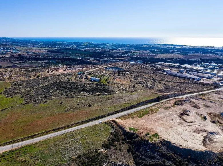 Atterrir  Empa, Chypre