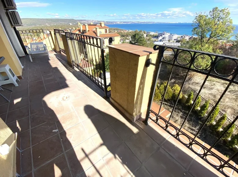 2 bedroom apartment 92 m² Kranevo, Bulgaria