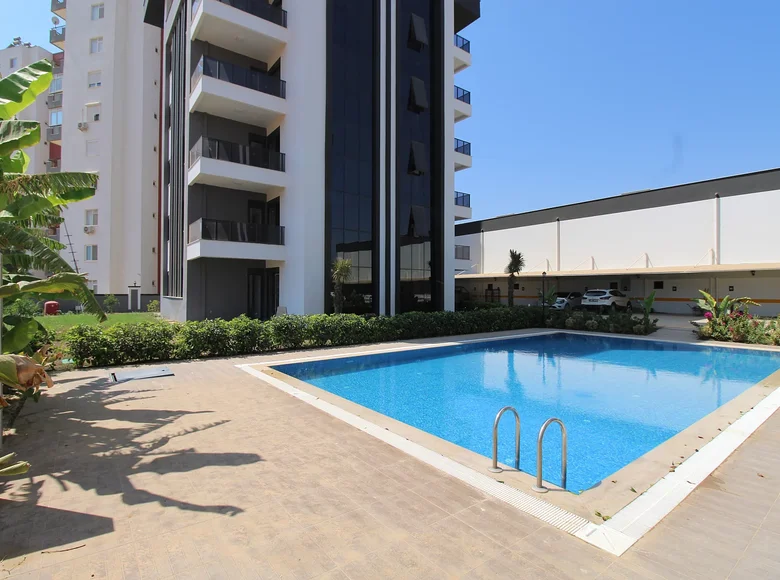 Mieszkanie 3 pokoi 96 m² Aksu, Turcja