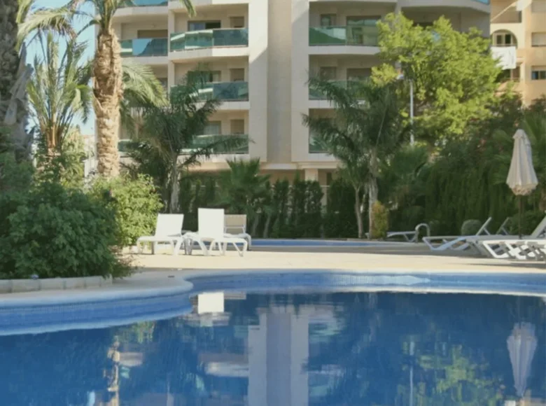  2 Schlafzimmer 101 m² Calp, Spanien