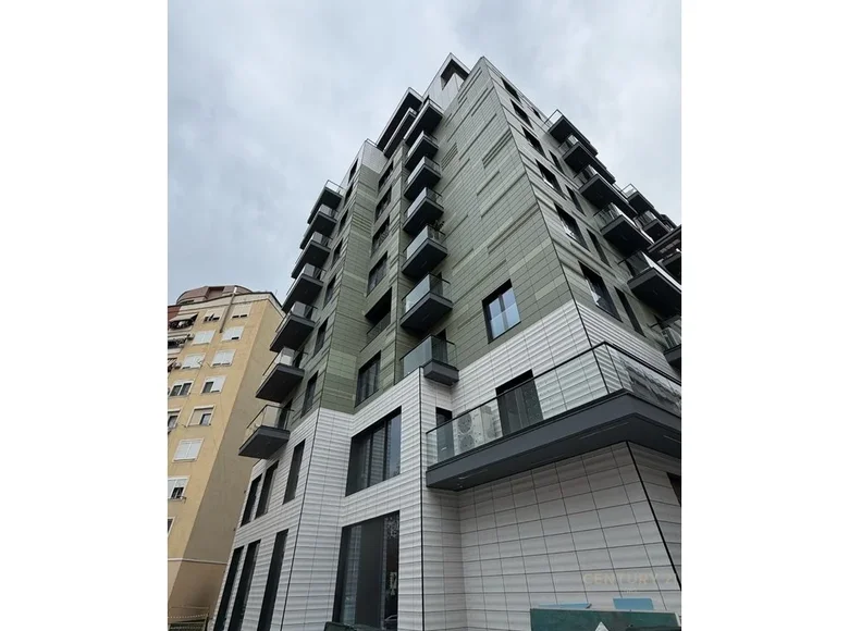 2 room apartment 60 m² in Tirana Municipality, Albania