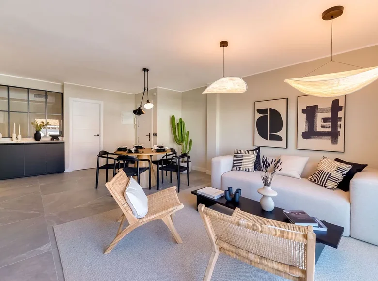 Mieszkanie 4 pokoi 103 m² San Pedro Alcantara, Hiszpania