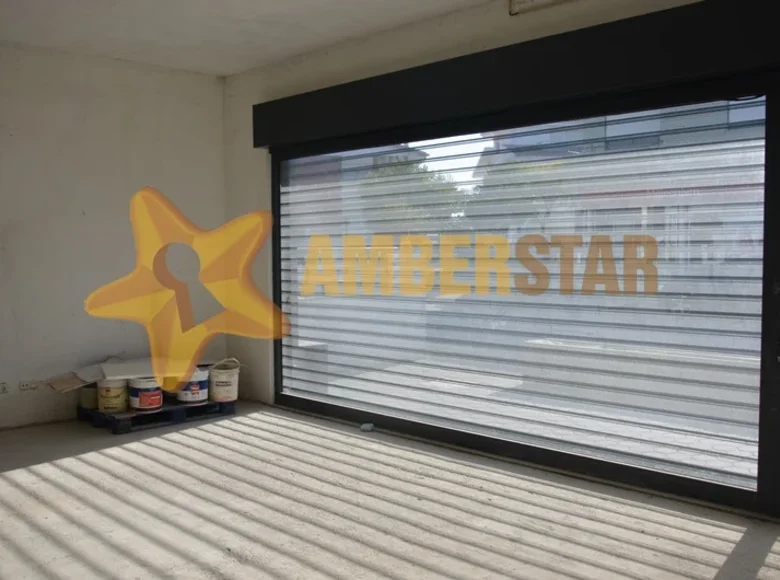 Tienda 230 m² en Portugal, Portugal