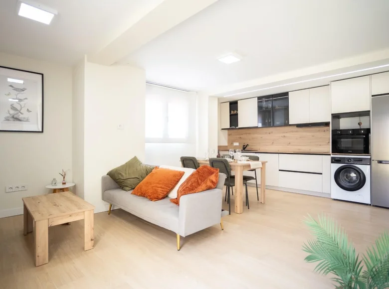Квартира 2 спальни 63 м² Валенсия, Испания