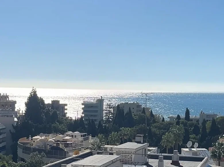 5 bedroom apartment 250 m² Marbella, Spain