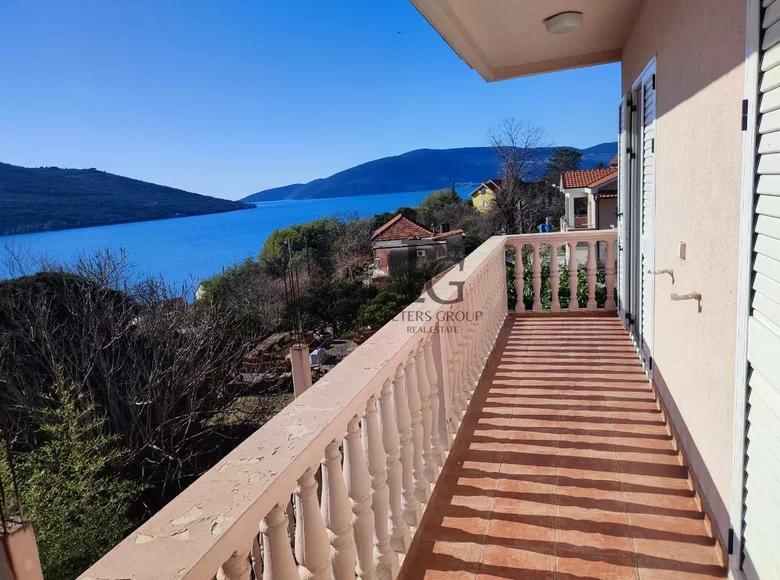Haus 3 Schlafzimmer  Herceg Novi, Montenegro