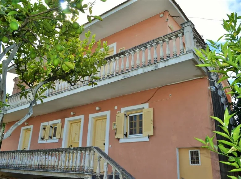 Willa 6 pokojów 197 m² Acharavi, Grecja