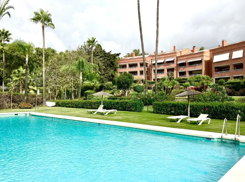 Wohnung 4 Schlafzimmer 185 m² Marbella, Spanien