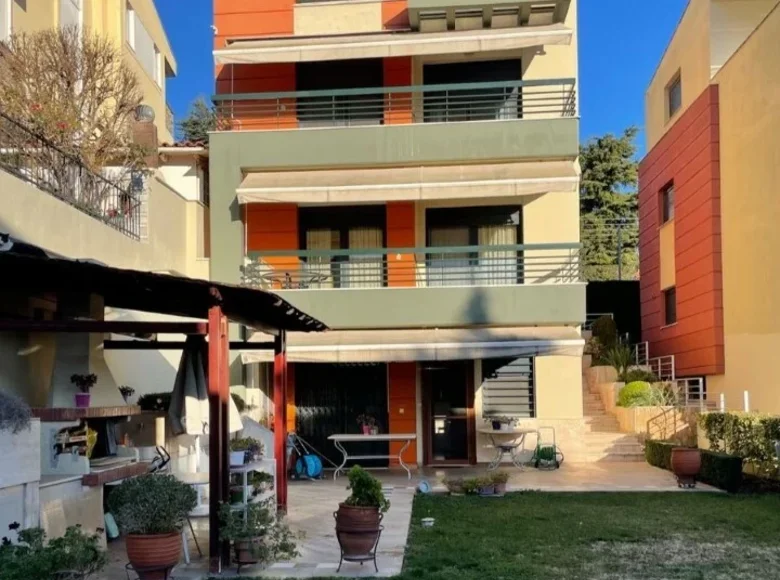 villa de 5 dormitorios 295 m² Municipality of Pylaia Chortiatis, Grecia