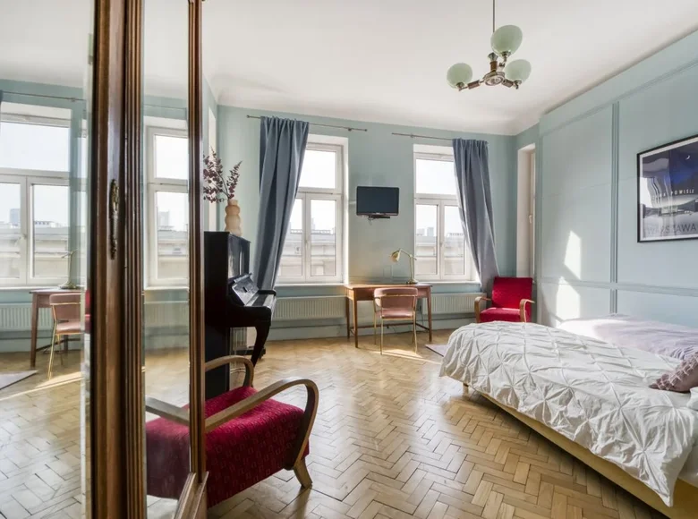 Квартира 6 комнат 162 м² Варшава, Польша