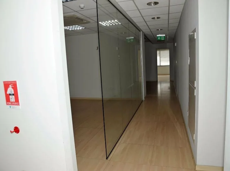Oficina 224 m² en Nicosia, Chipre
