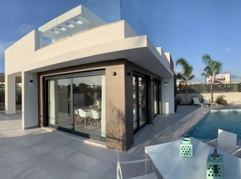 3-Schlafzimmer-Villa 128 m² Daya Nueva, Spanien