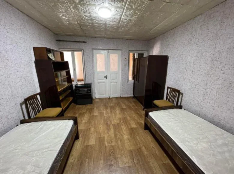 2 room apartment 75 m² Batumi, Georgia