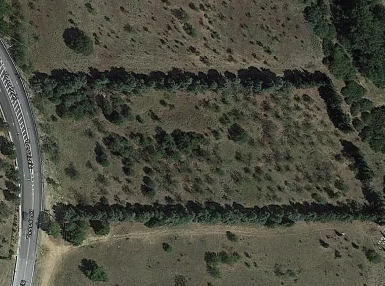 Land in Thessaloniki, Greece