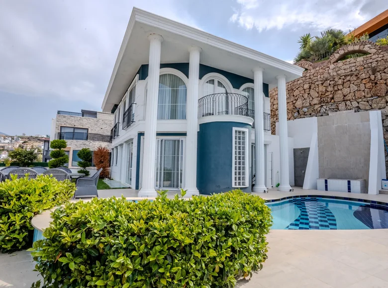 4 bedroom Villa  Kargıcak, Turkey