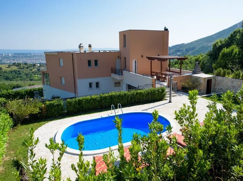 4 bedroom Villa 450 m² Grad Split, Croatia