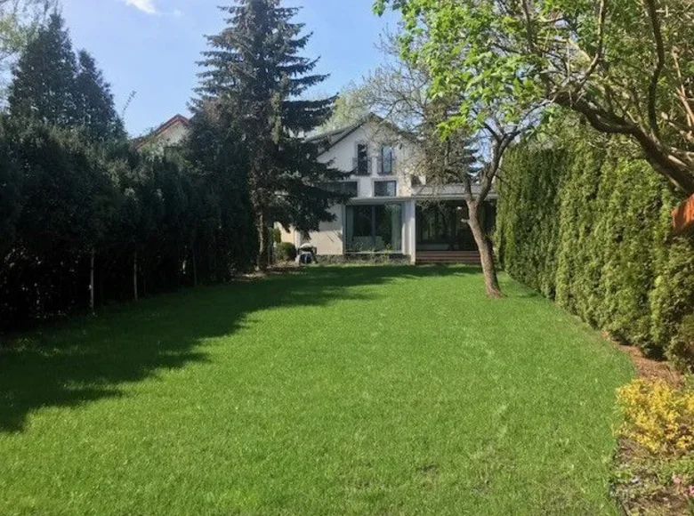 Maison 10 chambres 260 m² Varsovie, Pologne