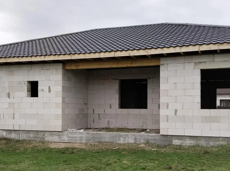 House 200 m² Viejna, Belarus