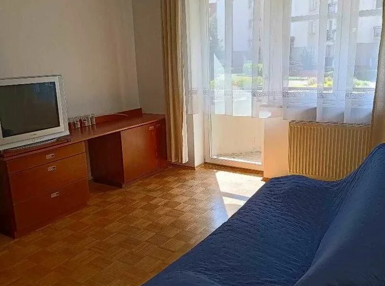 2 room apartment 46 m² in Warsaw, Poland