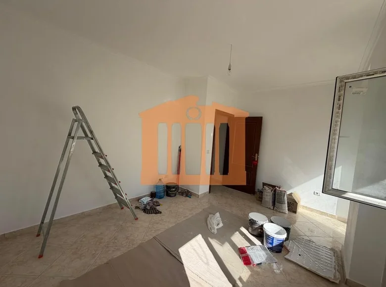 Mieszkanie 3 pokoi 80 m² w Bashkia Durres, Albania