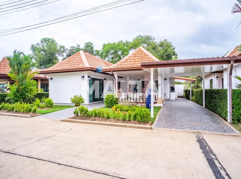 3 bedroom house 166 m² Sunthonphu, Thailand