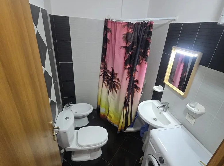 Квартира 1 комната 52 м² Дуррес, Албания