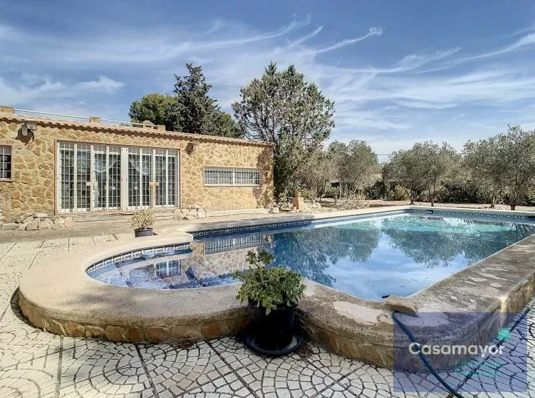 Dom drewniany w stylu górskim 306 m² Alicante, Hiszpania