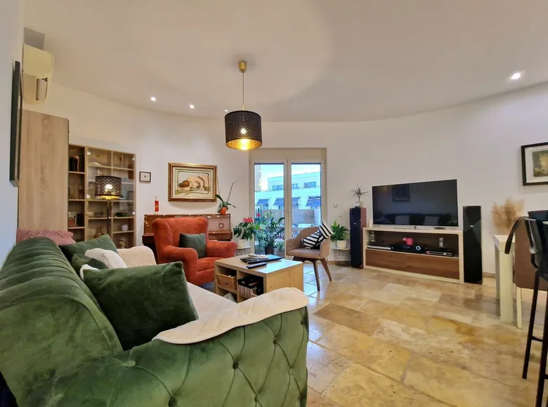 Apartamento 2 habitaciones 85 m² en Budva, Montenegro