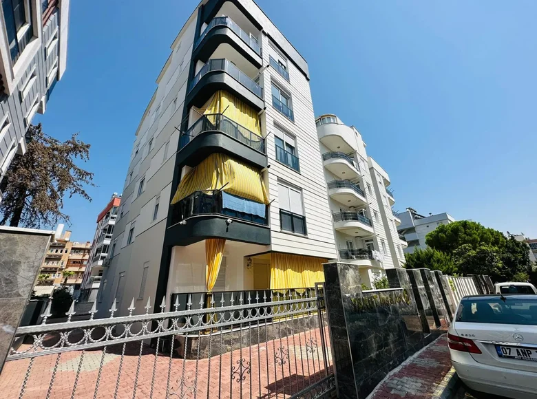 Квартира 4 спальни 135 м² Средиземноморский регион, Турция