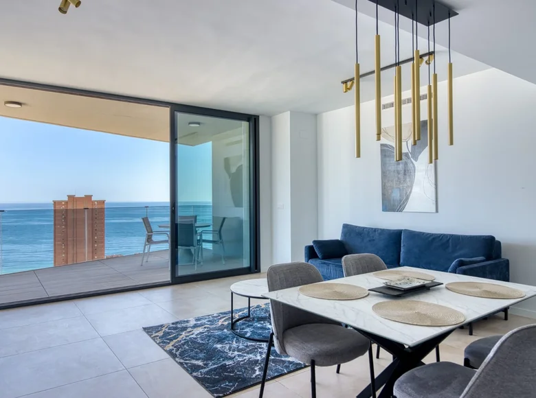 2 bedroom apartment 114 m² Benidorm, Spain