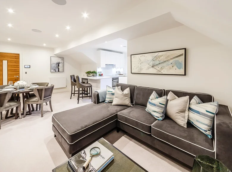 Wohnung 2 Schlafzimmer 86 m² in London, Großbritannien
