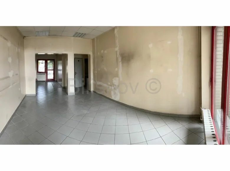 Warehouse 34 m² in Town of Zaprešić, Croatia