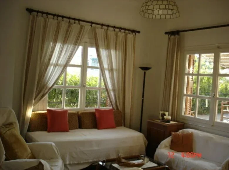Villa de 4 dormitorios 150 m² Loutraki Perachora Agioi Theodoroi Municipality, Grecia