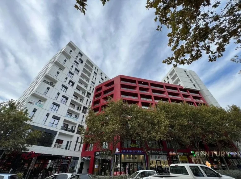 Gewerbefläche 1 zimmer 95 m² in Tirana, Albanien