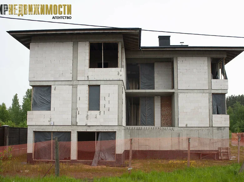 Dom wolnostojący 448 m² Mińsk, Białoruś