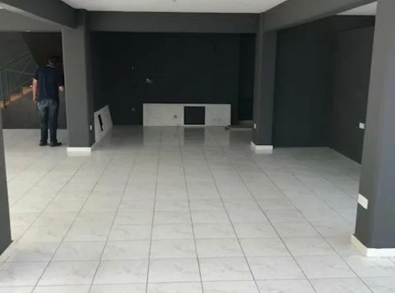 Sklep  Limassol, Cypr