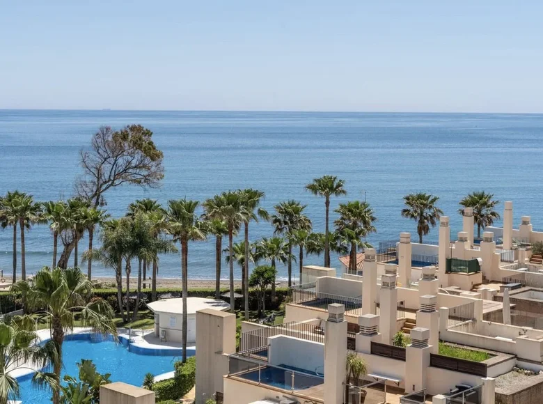 Квартира 2 спальни 130 м² Эстепона, Испания