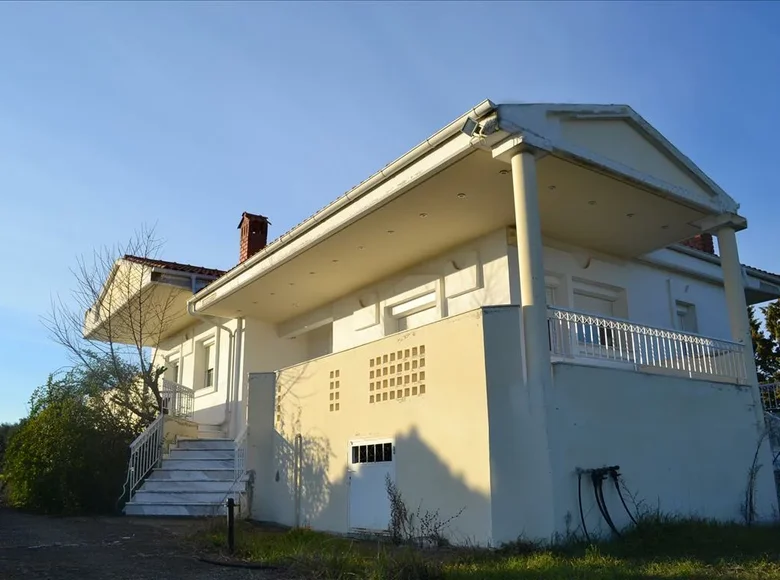4-Schlafzimmer-Villa 200 m² Thermi, Griechenland