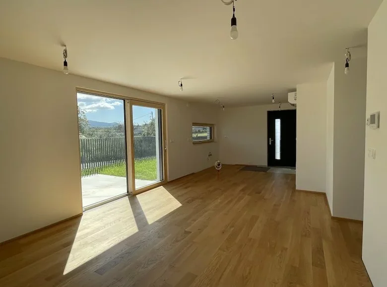 Apartment 64 m² Nova vas, Slovenia