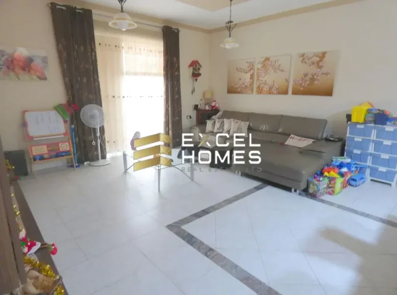 3 bedroom apartment  Santa Venera, Malta