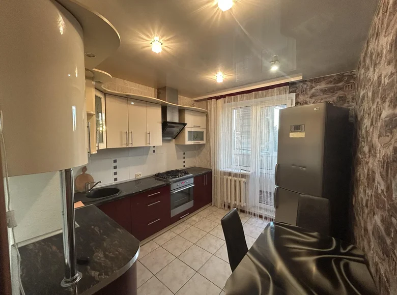 Wohnung 2 zimmer 57 m² Baryssau, Belarus