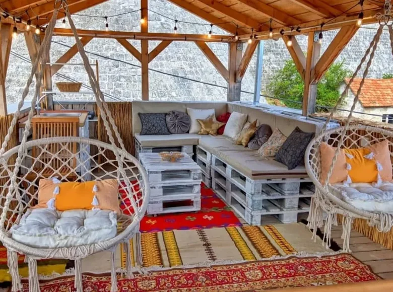 Квартира 2 спальни 86 м² Бар, Черногория