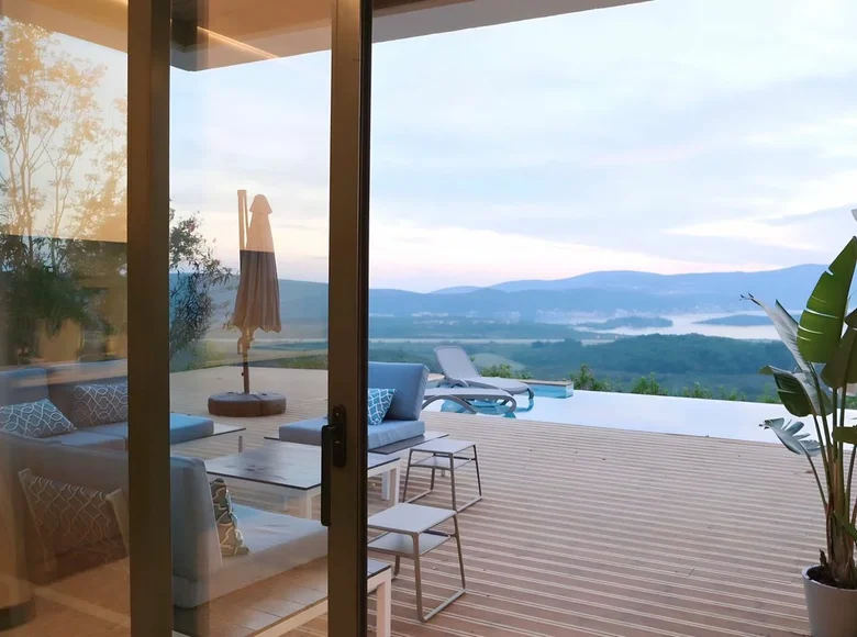 4 bedroom Villa 192 m² Kotor, Montenegro