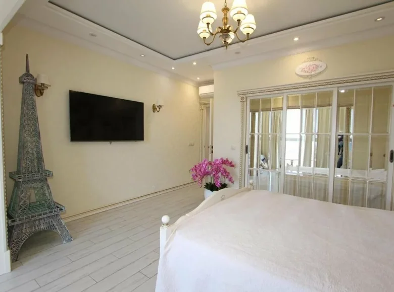 Apartamento 3 habitaciones 140 m² Sochi, Rusia