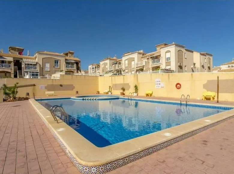 Stadthaus 2 Schlafzimmer 82 m² Torrevieja, Spanien