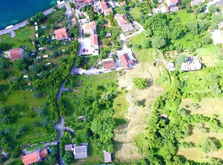 Land 1 805 m² Prcanj, Montenegro